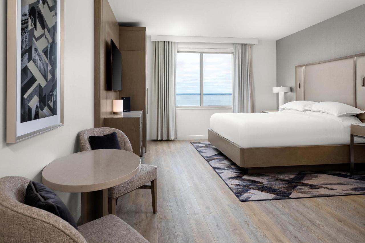 เชราตัน ดูลูธ โฮเต็ล Hotel ดุลูท ภายนอก รูปภาพ